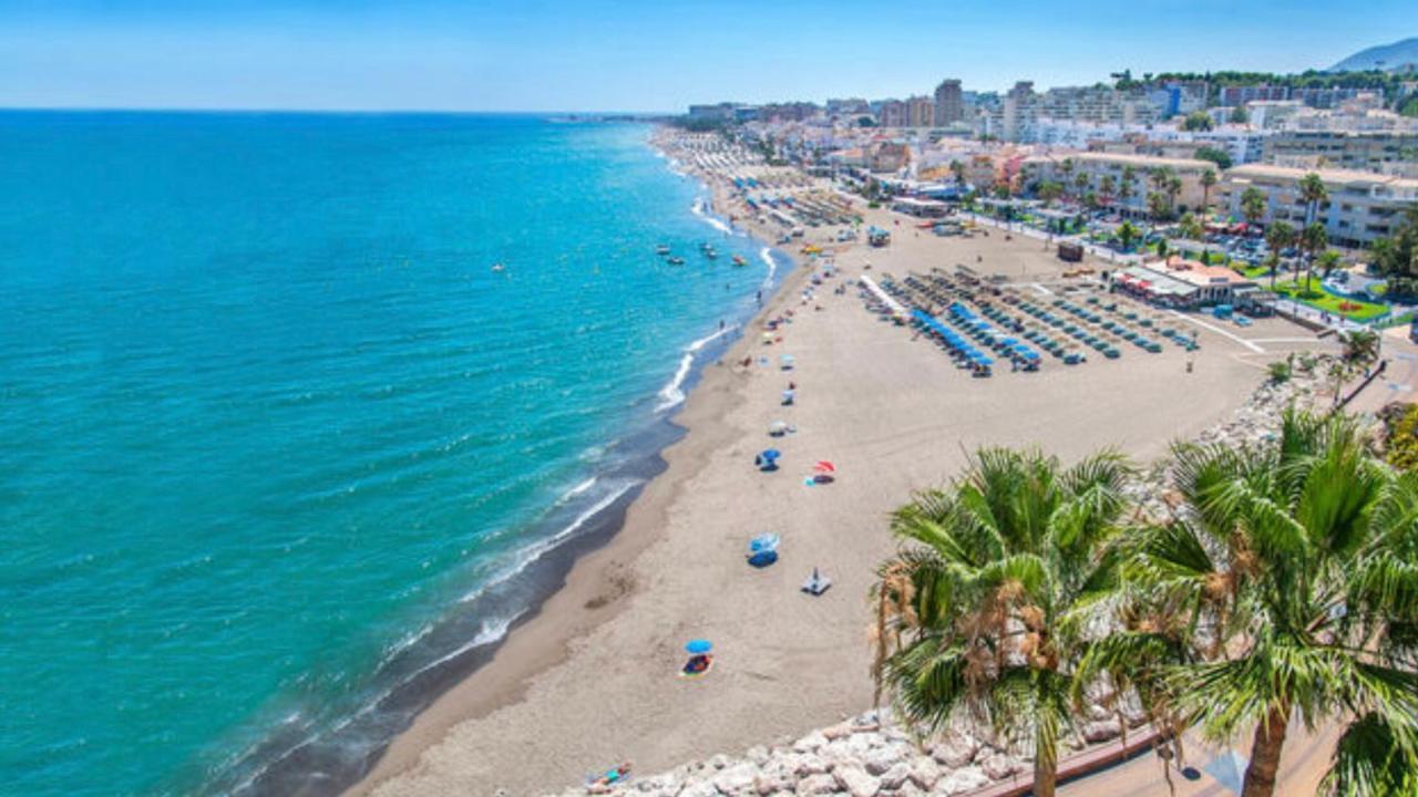Beachfront Apartment In La Cala De Mijas Exterior foto