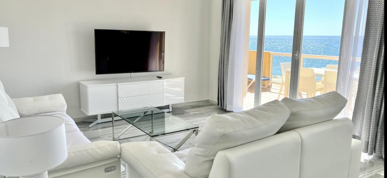 Beachfront Apartment In La Cala De Mijas Exterior foto